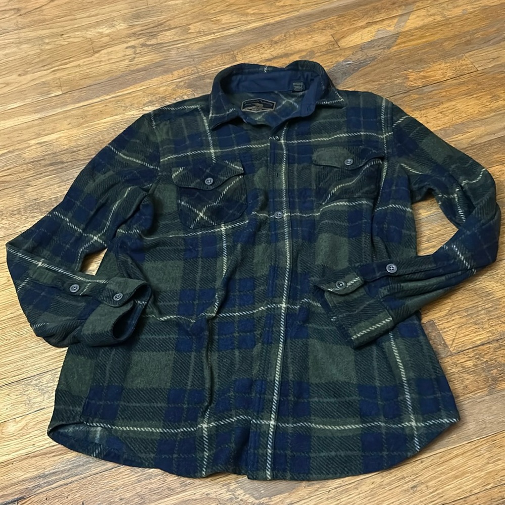 Long sleeve heavy button down.